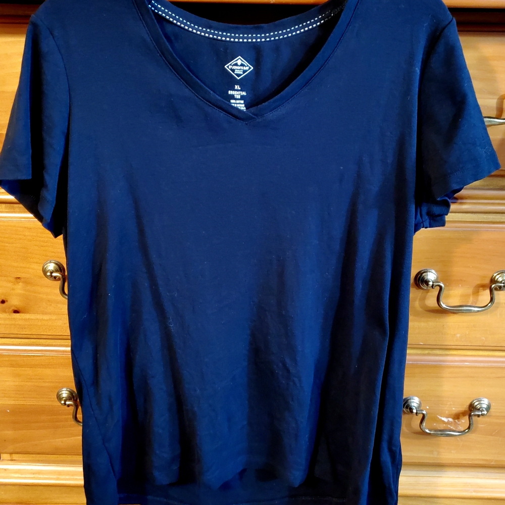 Set of Three Women's St Johns Bay V-Neck T-Shirts - Picture 5 of 8